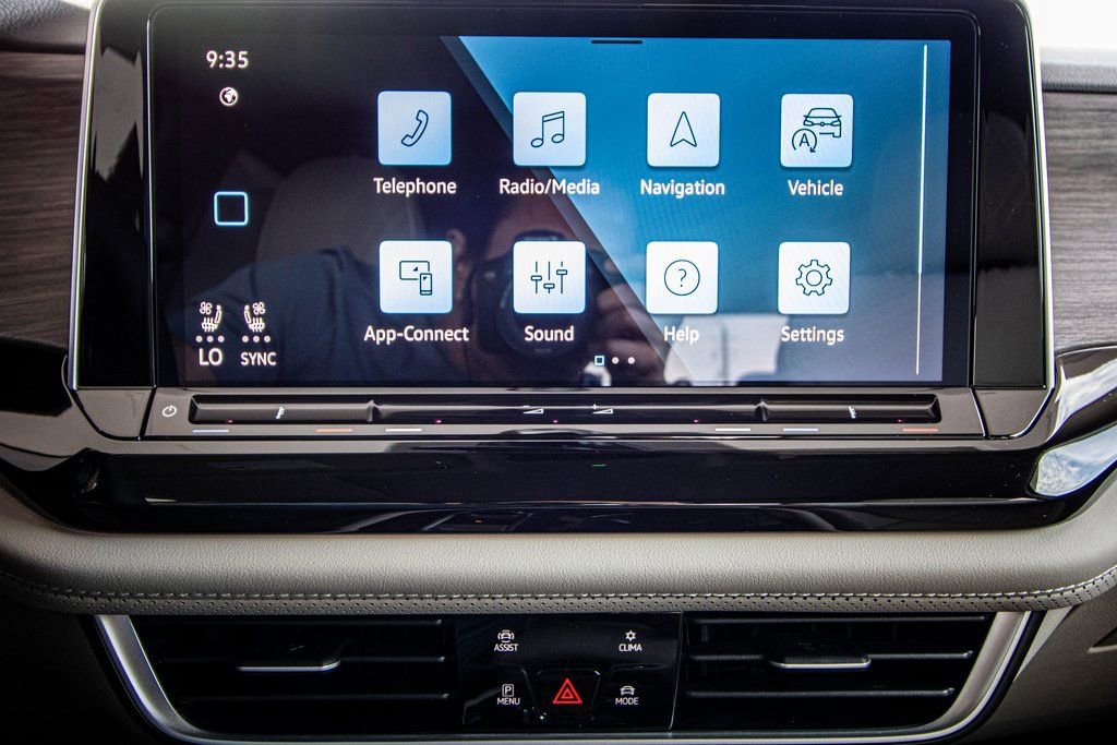 New 2026 Volkswagen Atlas SEL Premium R-Line image 40