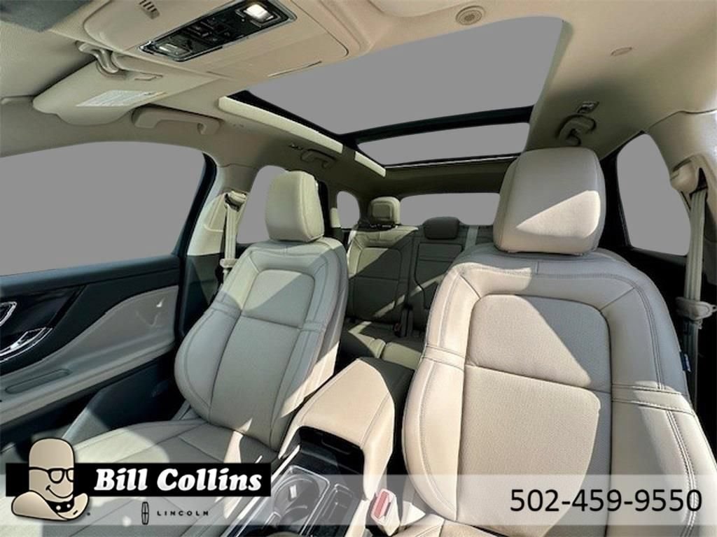 New 2024 Lincoln Corsair Grand Touring AWD/4WD image 11