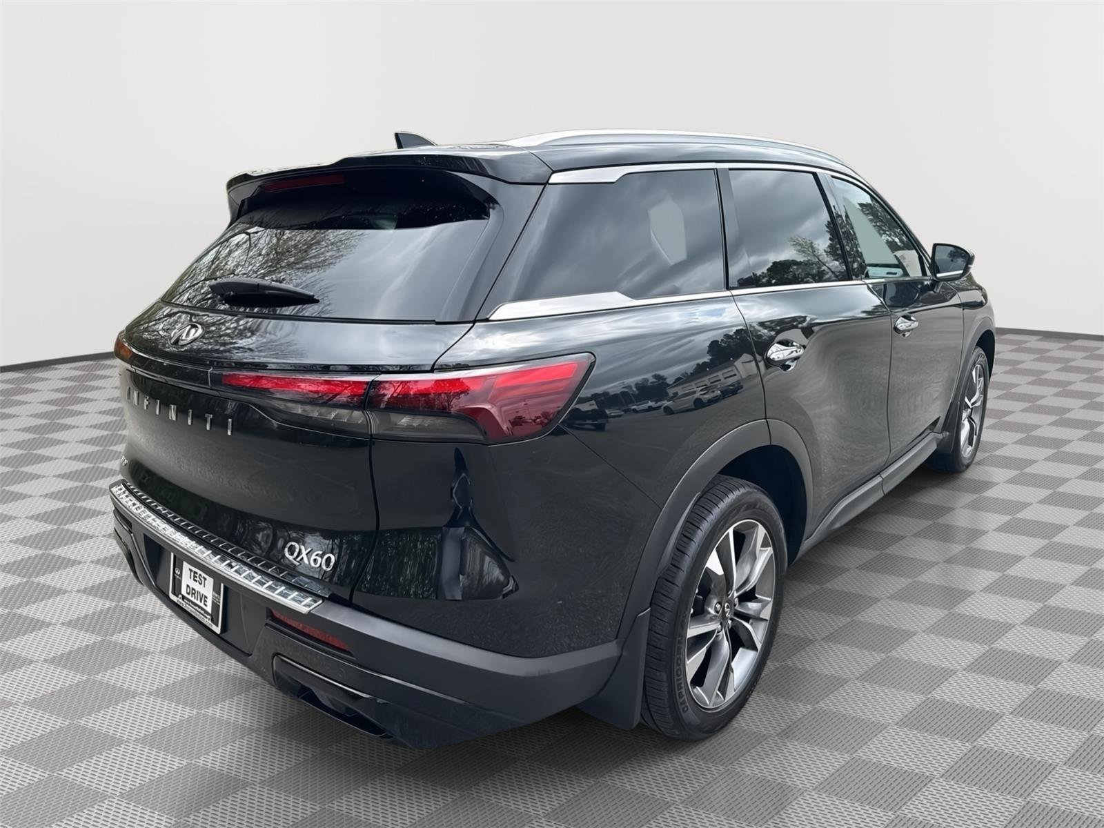 Used 2023 INFINITI QX60 Luxe w/ Cargo Package AWD/4WD image 6