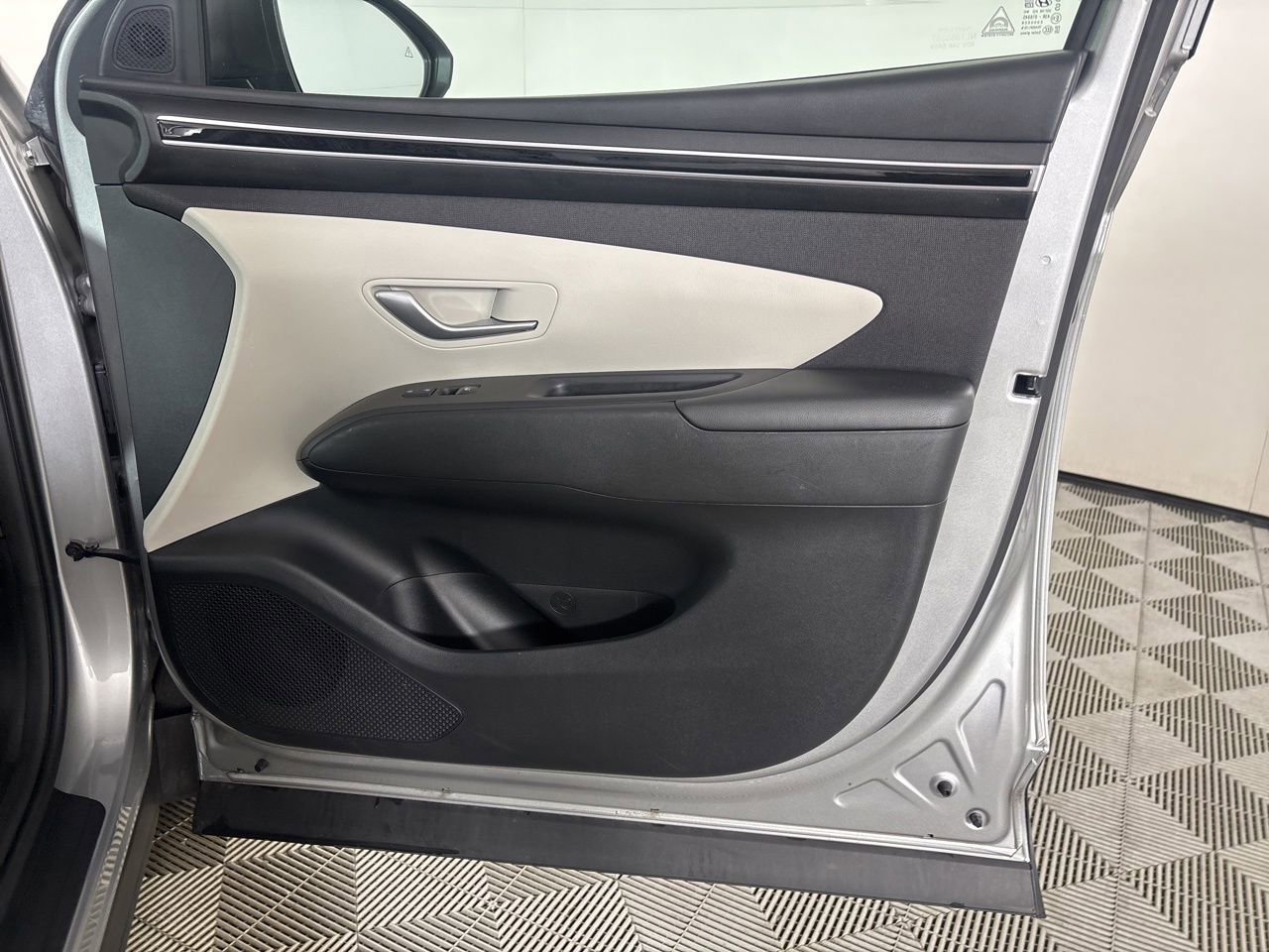 Used 2023 Hyundai Tucson SEL w/ Convenience Package image 27