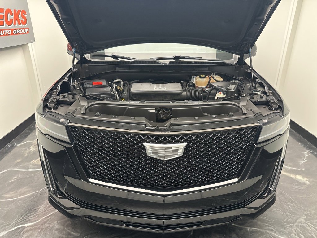 Used 2021 Cadillac Escalade Sport w/ LPO, Illumination Package image 34