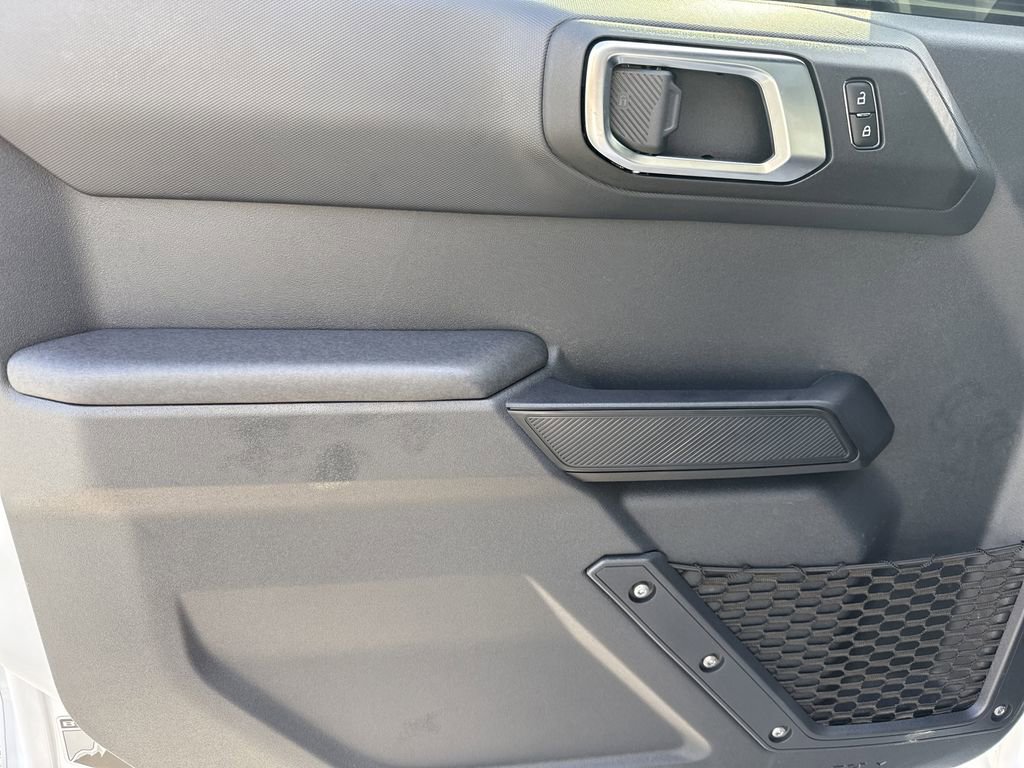 Used 2025 Ford Bronco Big Bend image 10
