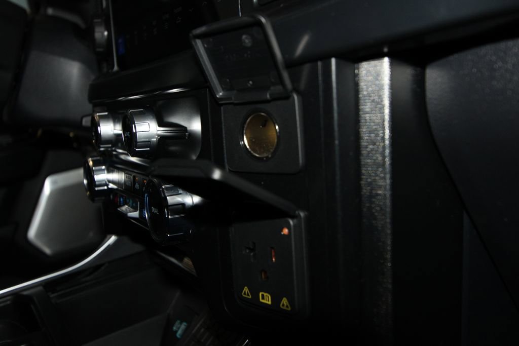 Used 2024 Ford F150 Platinum w/ Equipment Group 702A High image 33