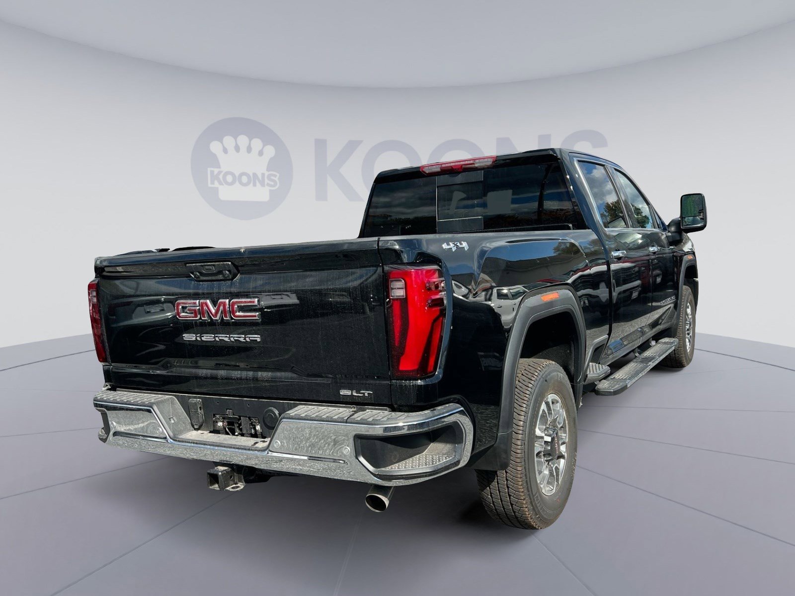 New 2026 GMC Sierra 2500 SLT w/ SLT Premium Package image 5