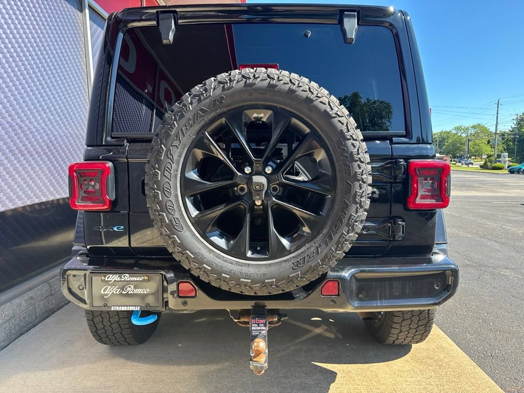 Used 2021 Jeep Wrangler Unlimited Sahara AWD/4WD image 10