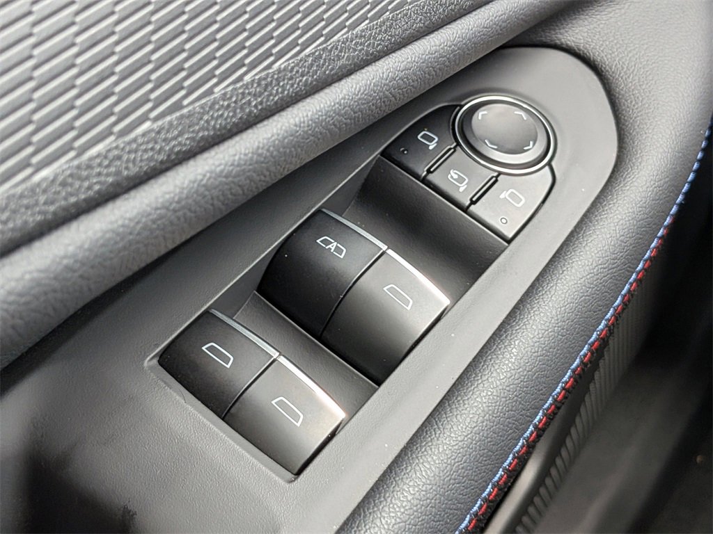 New 2025 Chevrolet Blazer EV RS image 35