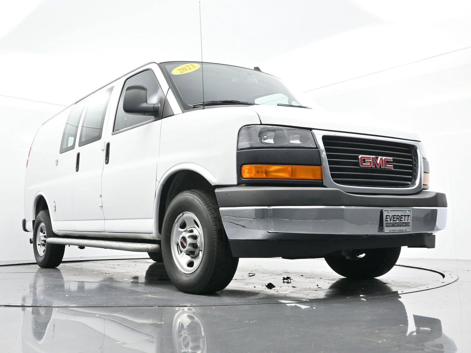 Used 2023 GMC Savana 2500 w/ Driver Convenience Package image 33
