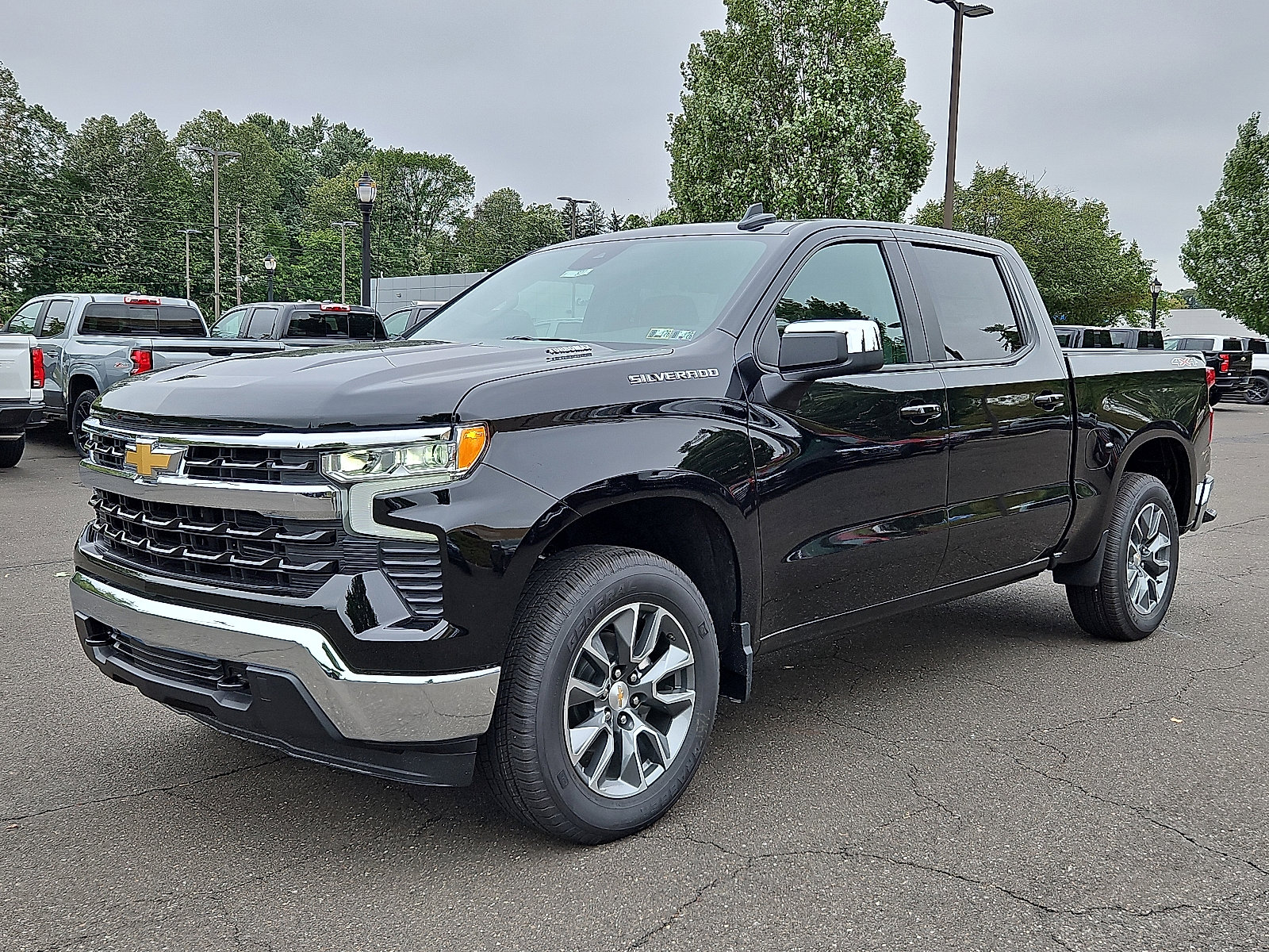 New 2026 Chevrolet Silverado 1500 LT image 2