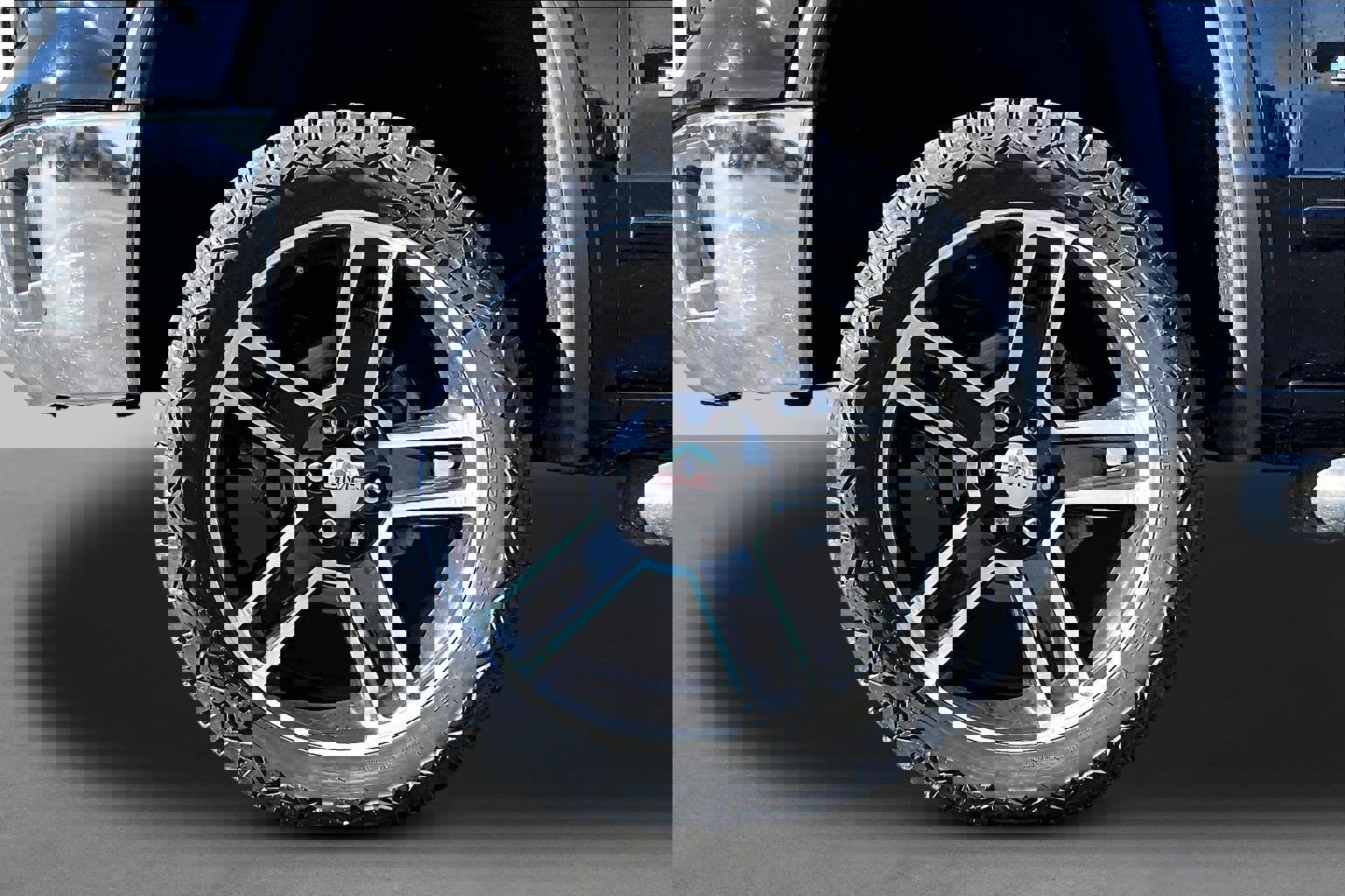 Used 2015 GMC Sierra 1500 SLE image 3