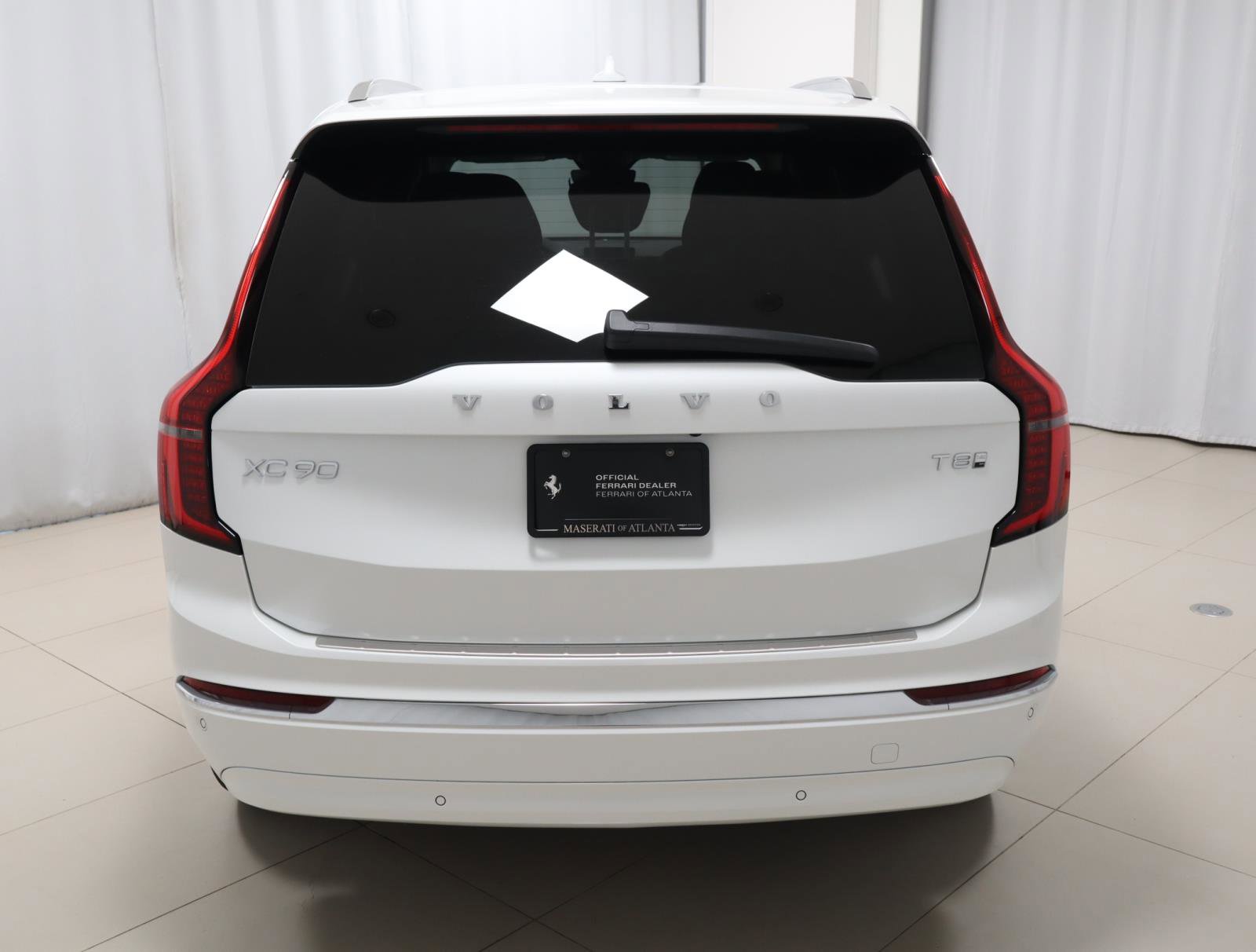 Used 2025 Volvo XC90 T8 Ultra w/ Protection Package Premier AWD/4WD image 4