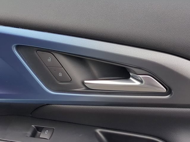 New 2026 Chevrolet Equinox EV LT FWD image 36