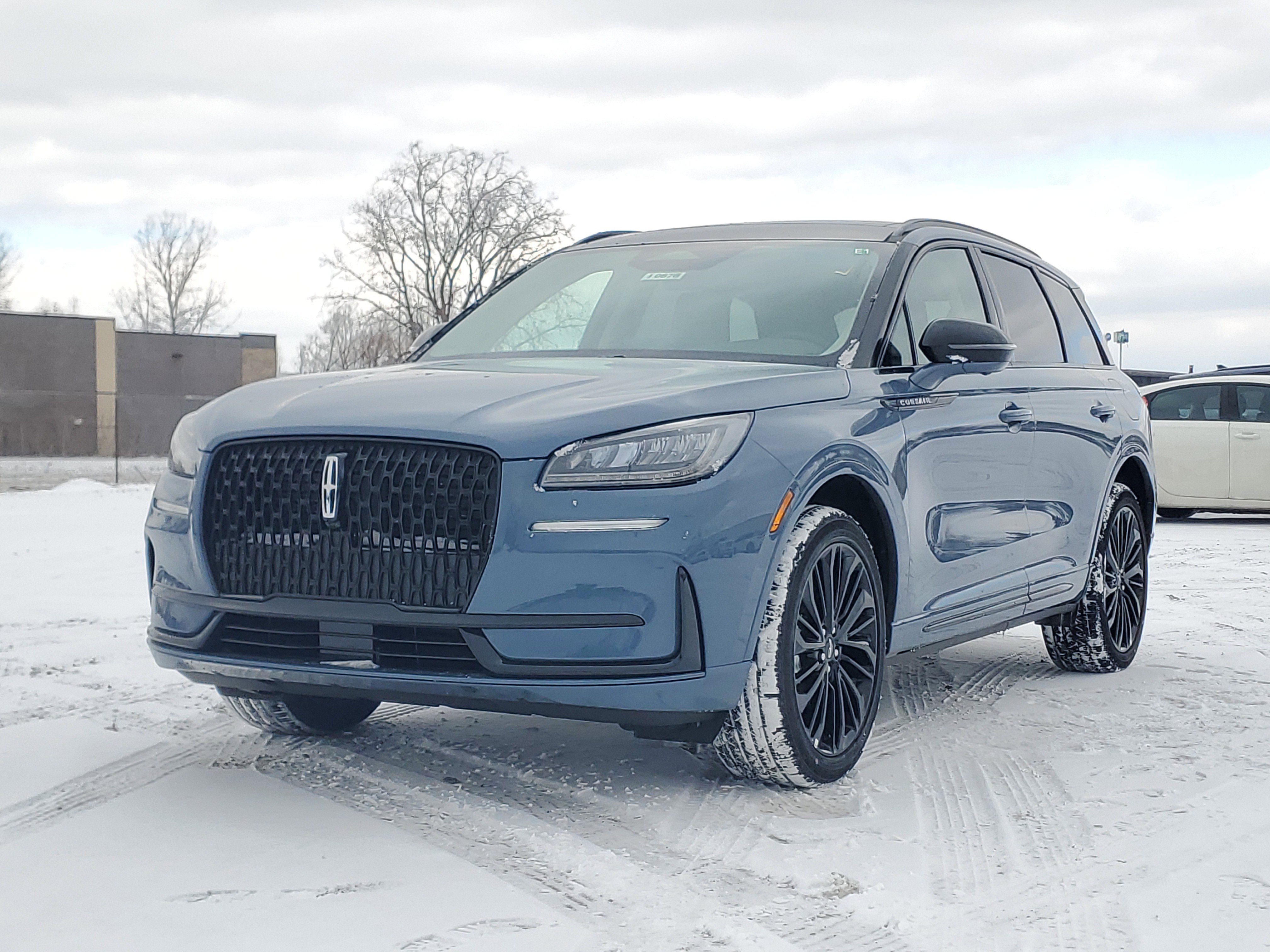 New 2026 Lincoln Corsair Premiere image 2