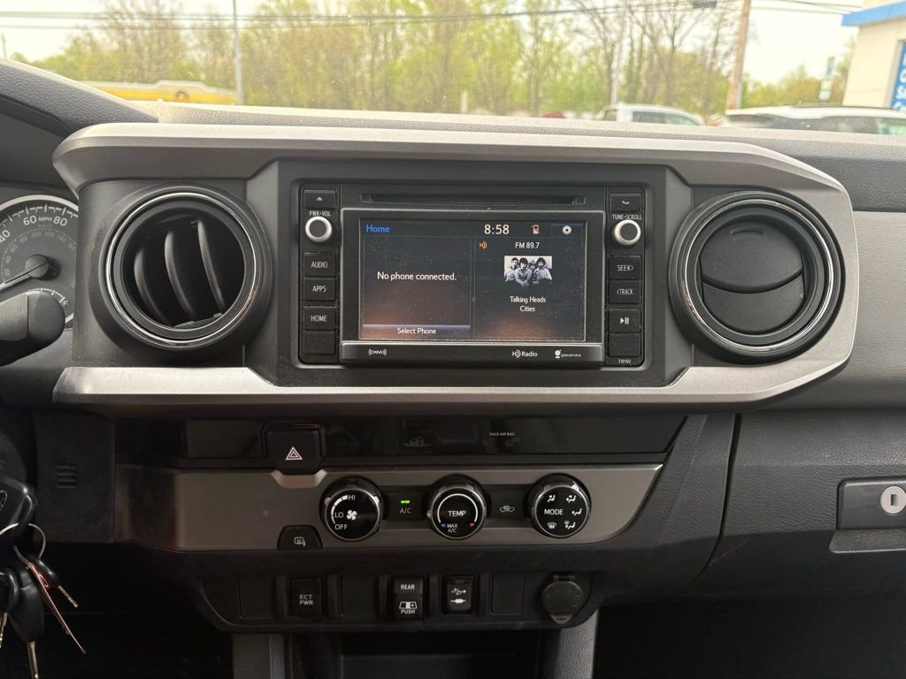 Used 2018 Toyota Tacoma SR5 RWD image 7