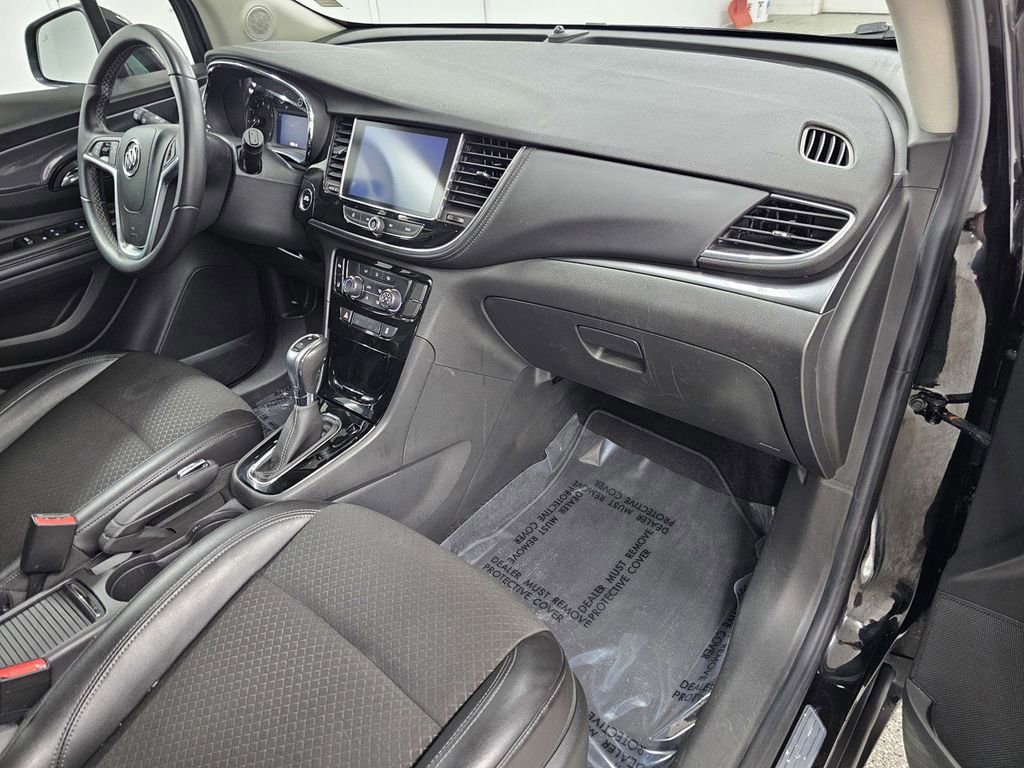 Used 2021 Buick Encore Preferred w/ Safety Package II FWD image 13