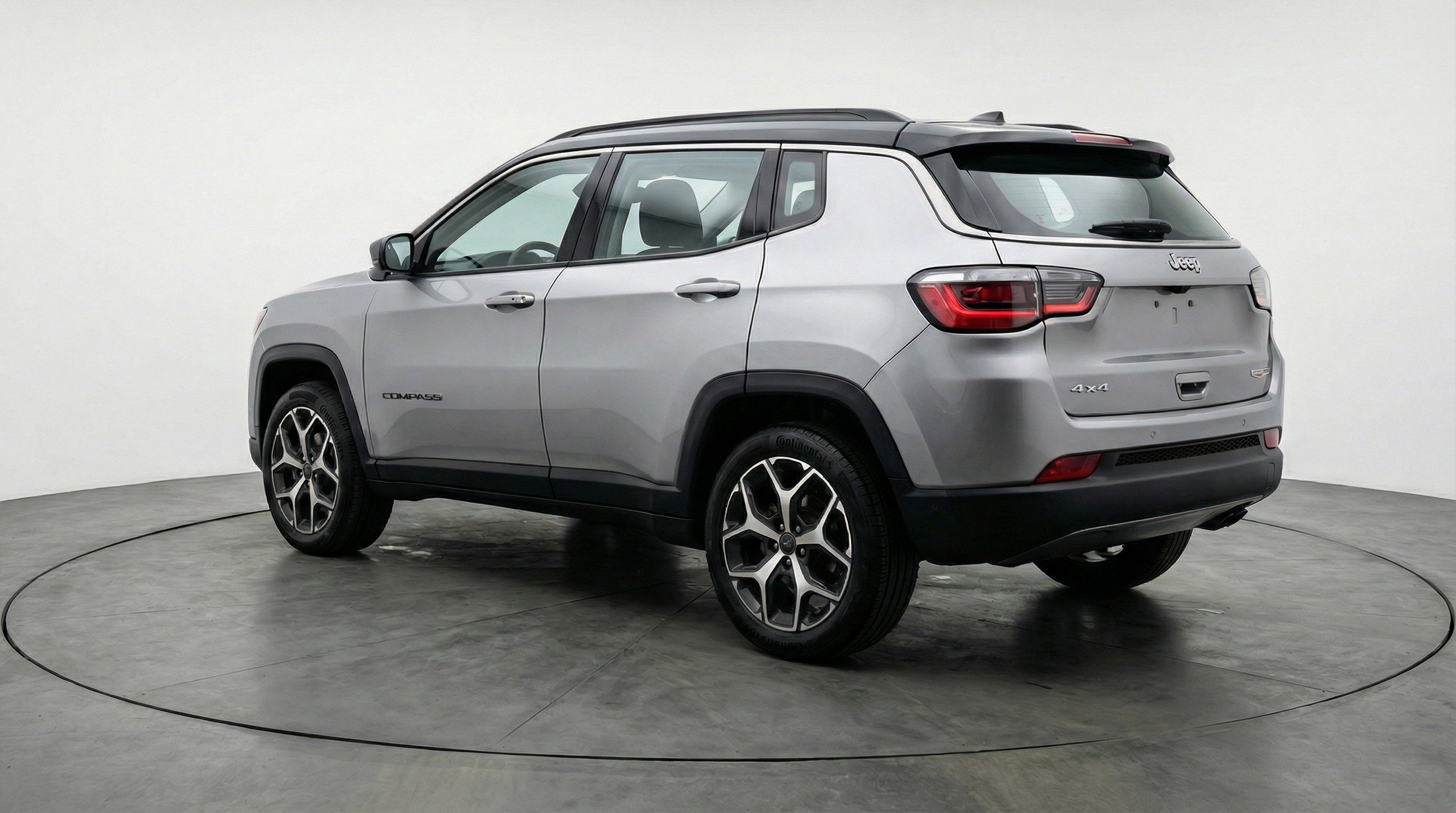Used 2025 Jeep Compass Limited image 6