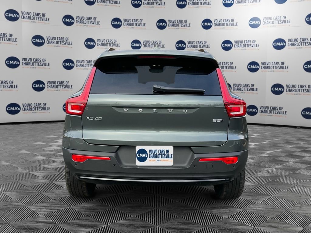 New 2026 Volvo XC40 B5 Plus w/ Protection Package Premier image 4