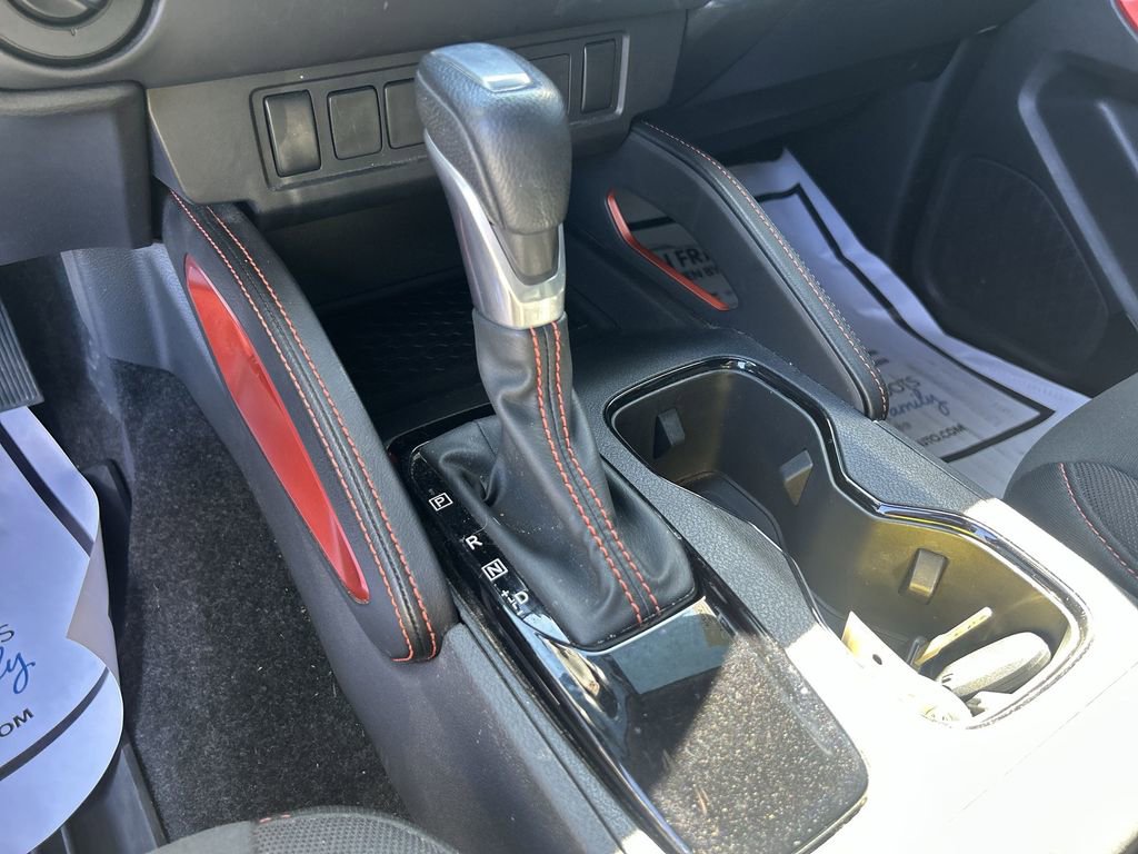 Used 2024 Nissan Frontier PRO-4X w/ Off-Road Protection Package image 26