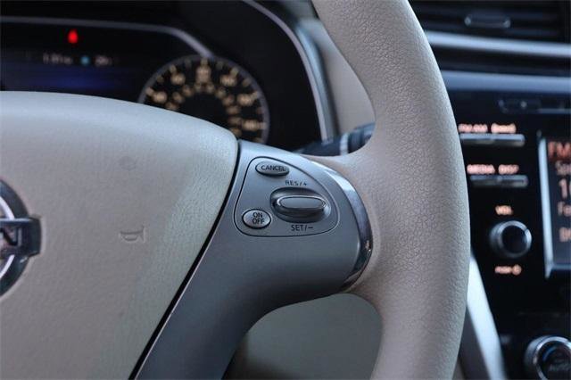 Used 2015 Nissan Murano S image 12
