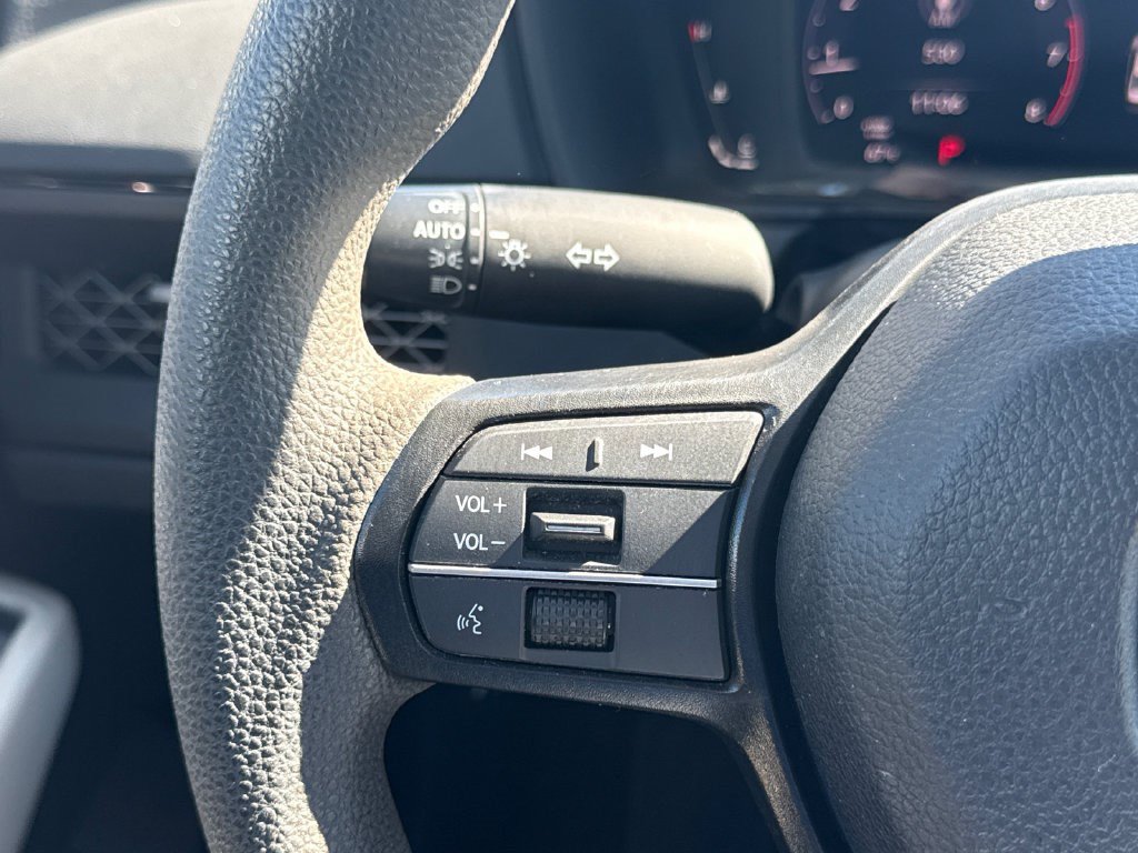 Certified 2023 Honda Accord EX image 22
