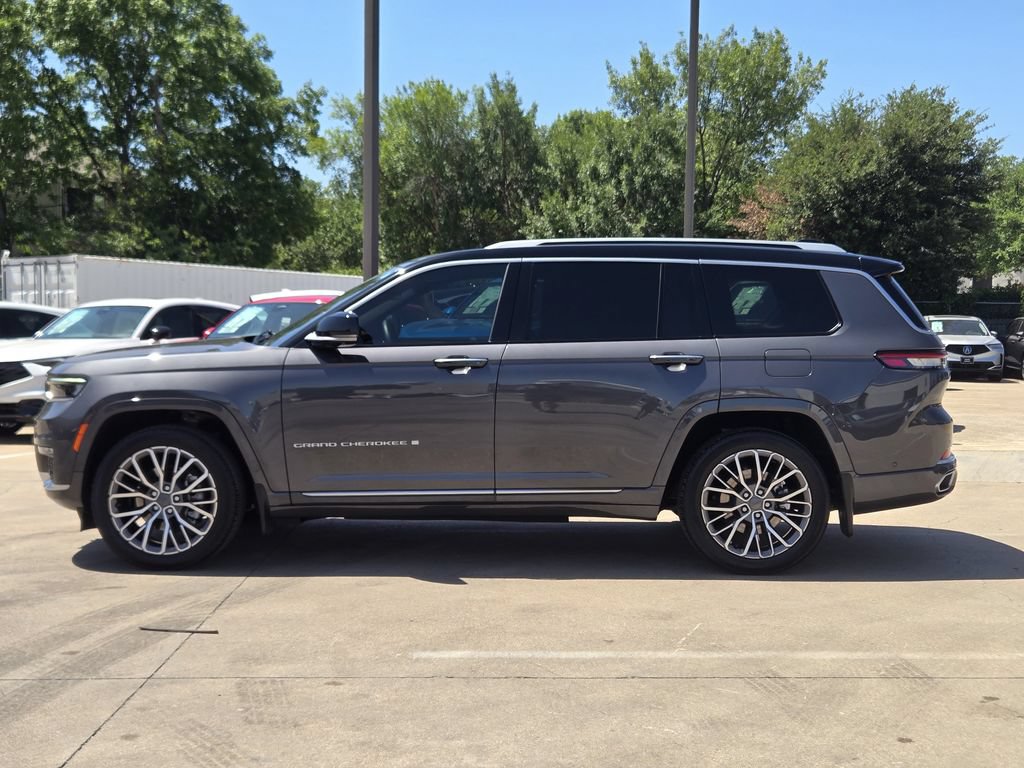Used 2023 Jeep Grand Cherokee L Summit AWD/4WD image 7