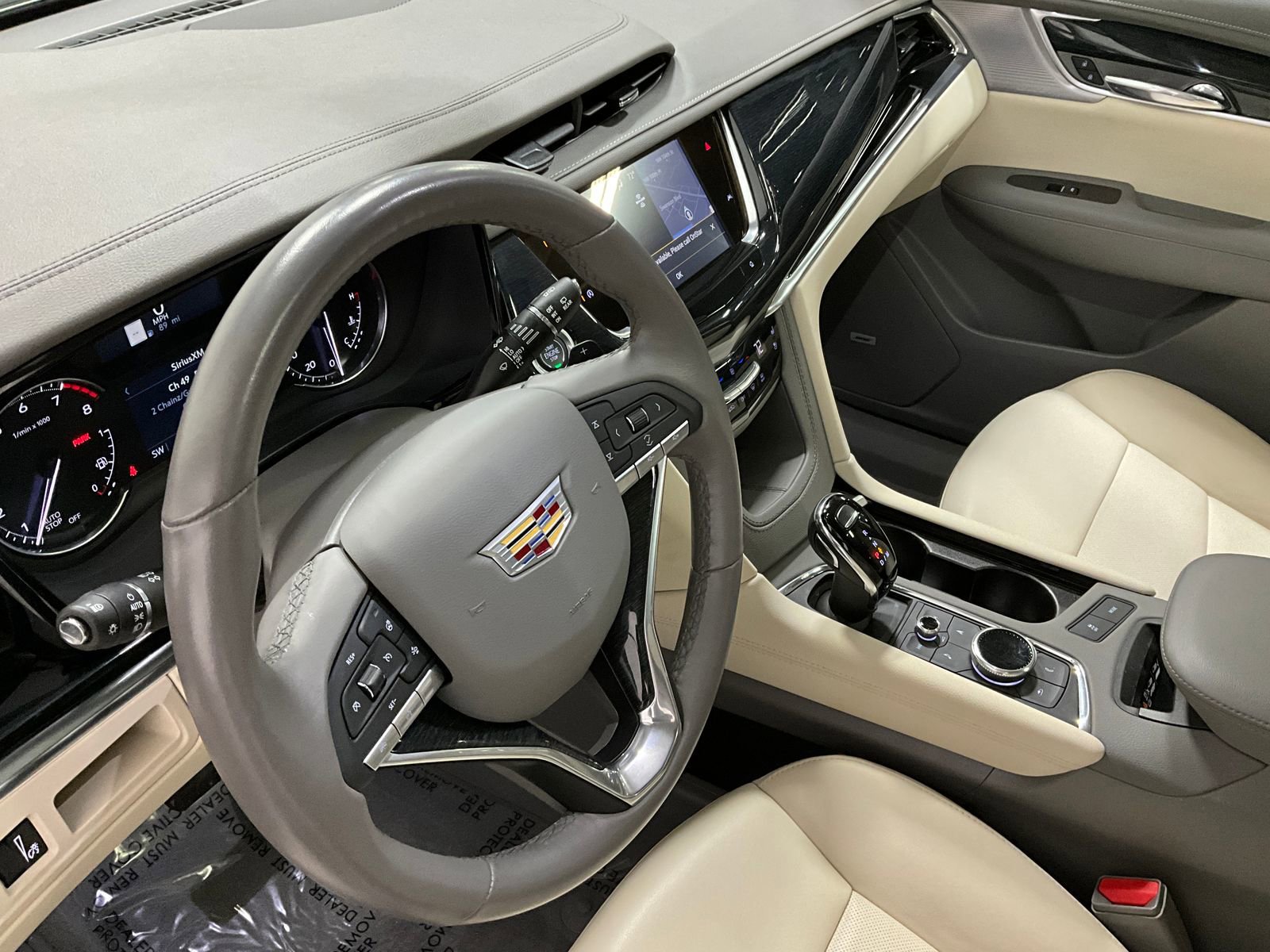 Used 2024 Cadillac XT6 Premium Luxury w/ LPO, Floor Liner Package image 12