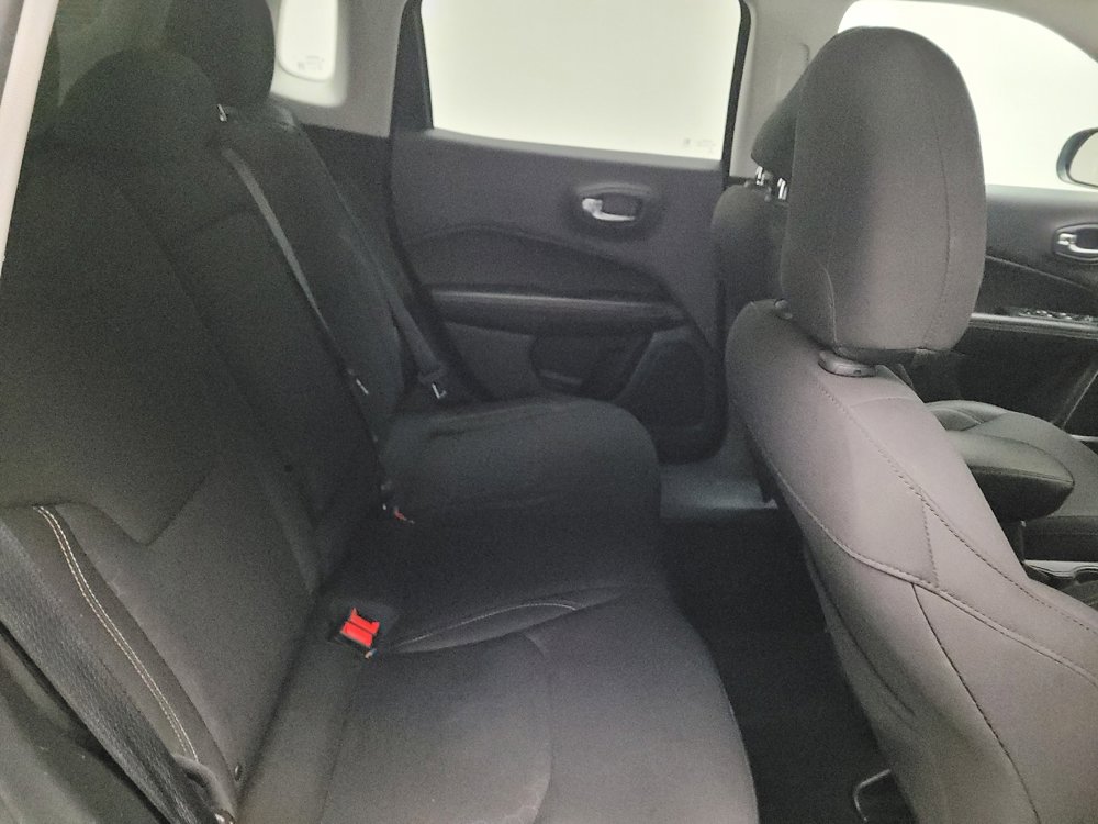 Used 2018 Jeep Compass Sport AWD/4WD image 19