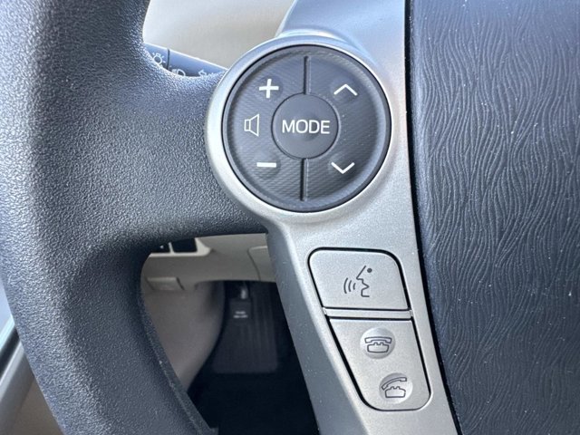 Used 2013 Toyota Prius V Three image 28