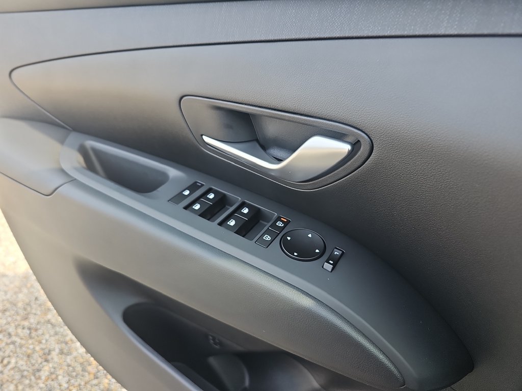 New 2026 Hyundai Tucson SEL FWD image 24