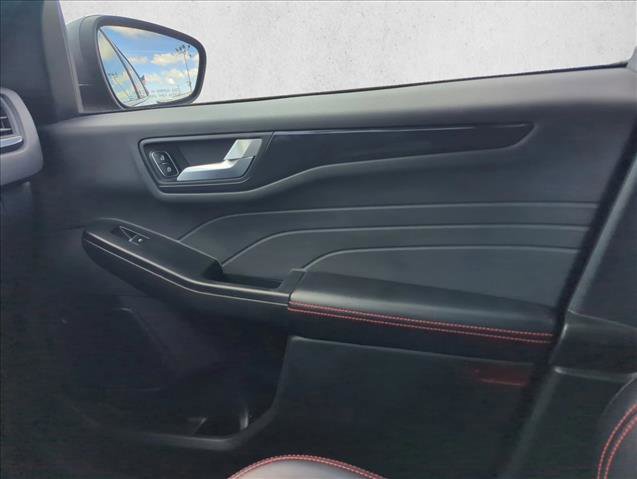 Used 2025 Ford Escape ST-Line FWD image 23