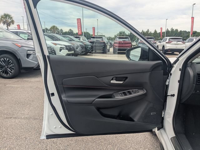 New 2026 Nissan Sentra SR w/ SR Premium Package FWD image 11