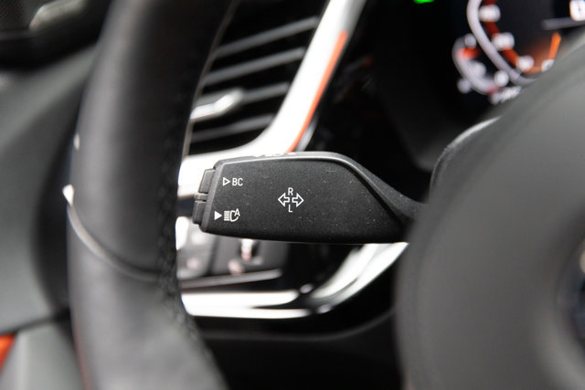 Used 2025 BMW Z4 M40i w/ Edition image 75