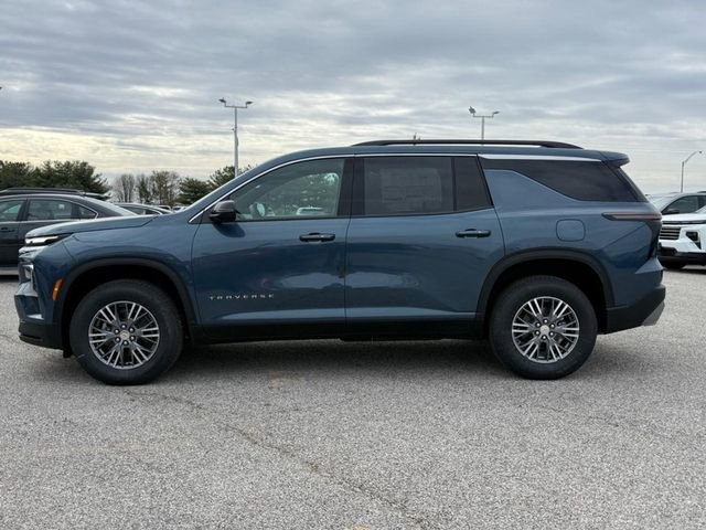 New 2026 Chevrolet Traverse LT w/ LPO, Floor Liner Package FWD image 2