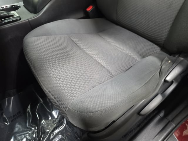 Used 2019 Toyota Highlander LE AWD/4WD image 27