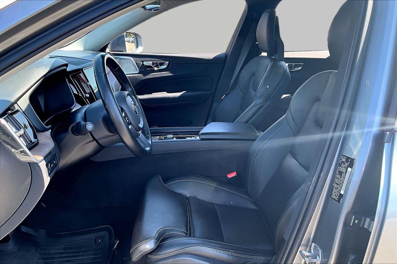 Used 2019 Volvo XC60 T8 Inscription w/ Advanced Package AWD/4WD image 7