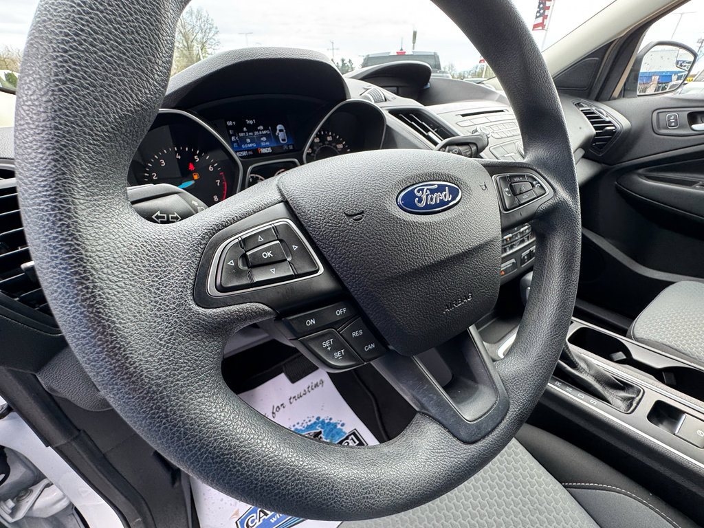 Used 2018 Ford Escape SE image 14