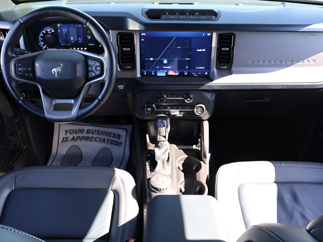 Used 2023 Ford Bronco Outer Banks w/ Sasquatch Package AWD/4WD image 13