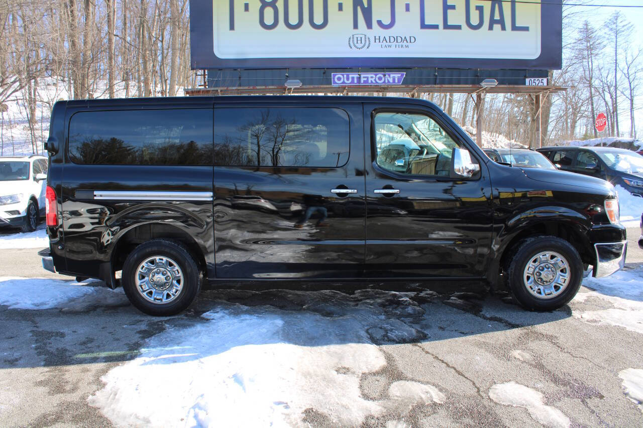 Used 2016 Nissan NV 3500 SV w/ SV Technology Package image 6