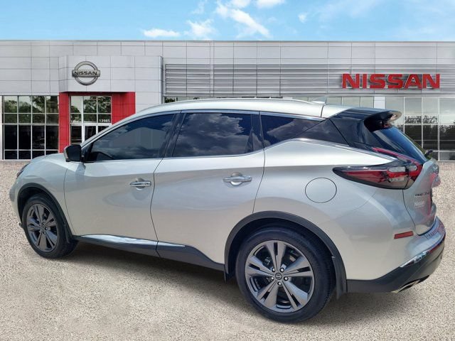 Certified 2024 Nissan Murano Platinum w/ Cargo Package FWD image 5