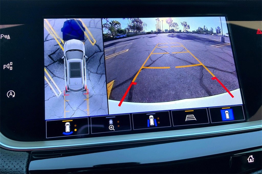 Certified 2023 Cadillac XT5 Sportv w/ Technology Package image 28