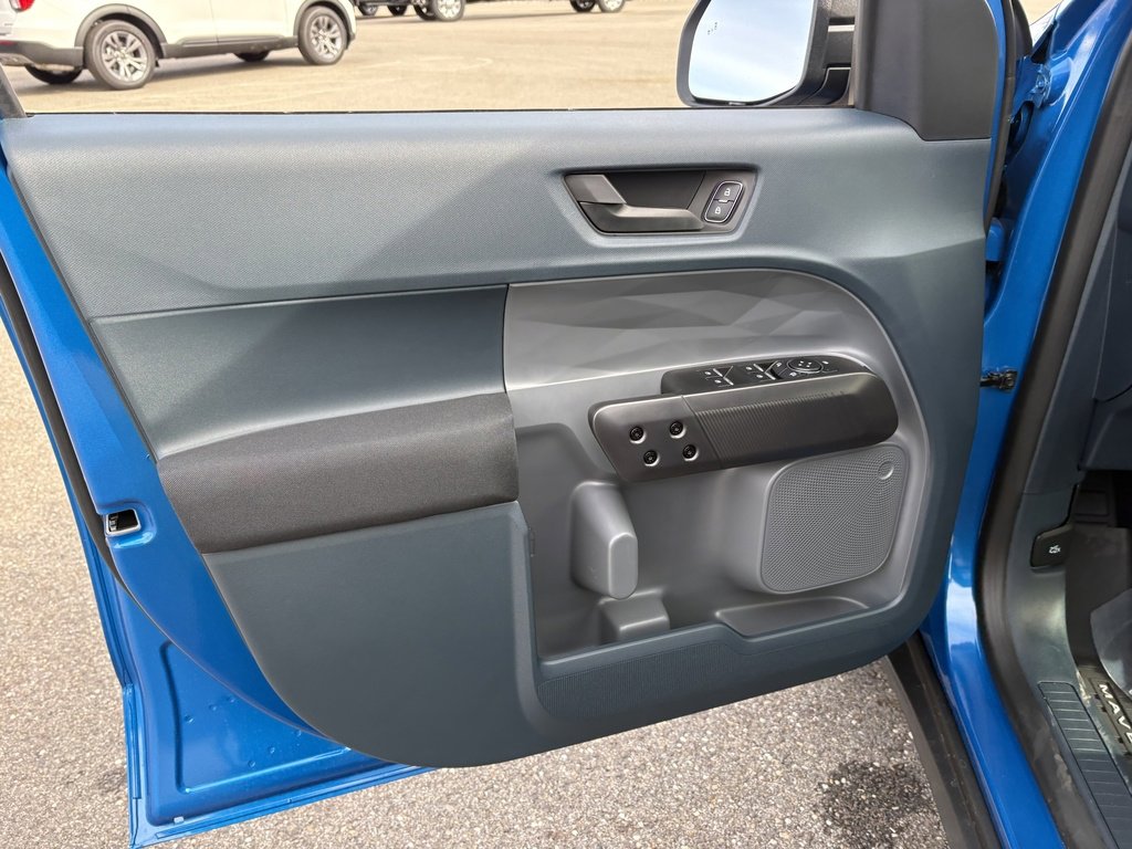 New 2026 Ford Maverick XL image 30