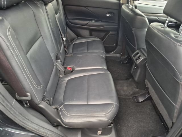 Used 2019 Mitsubishi Outlander SEL FWD image 28