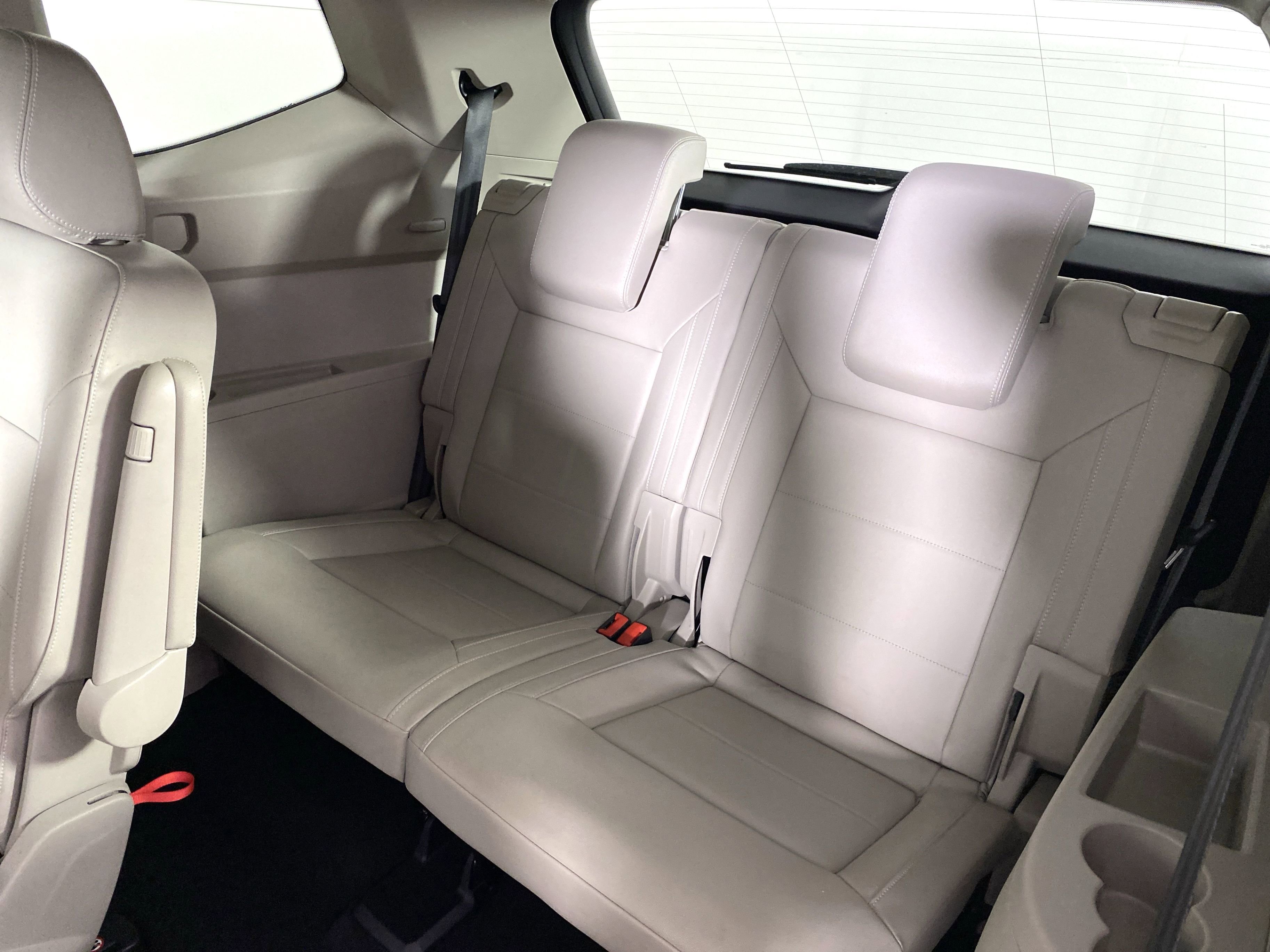 Used 2021 Volkswagen Atlas SE w/ Panoramic Sunroof Package image 32