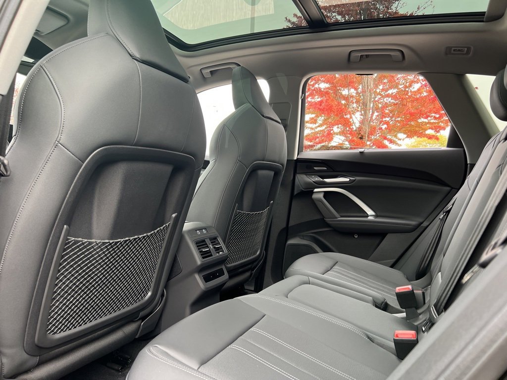 New 2025 Audi Q5 Premium Plus image 36