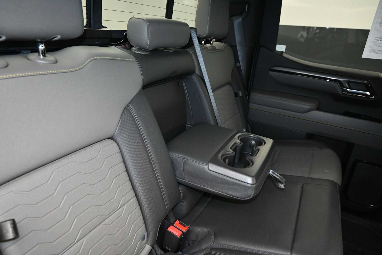 Used 2022 Chevrolet Silverado 1500 ZR2 w/ Technology Package AWD/4WD image 29
