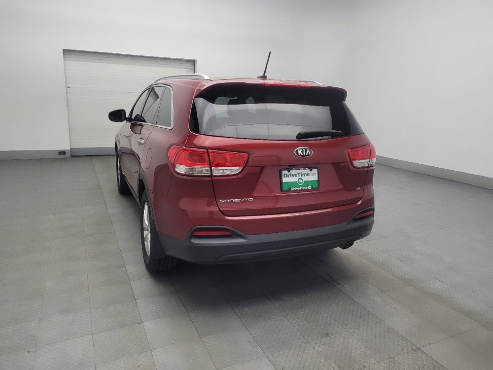 Used 2016 Kia Sorento LX image 5