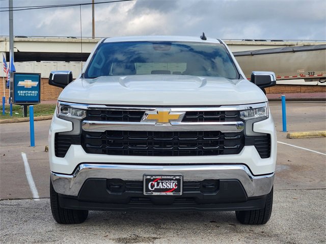 Used 2022 Chevrolet Silverado 1500 LT image 2