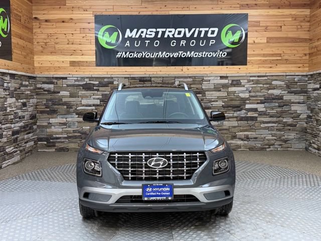 Used 2026 Hyundai Venue SEL FWD image 3