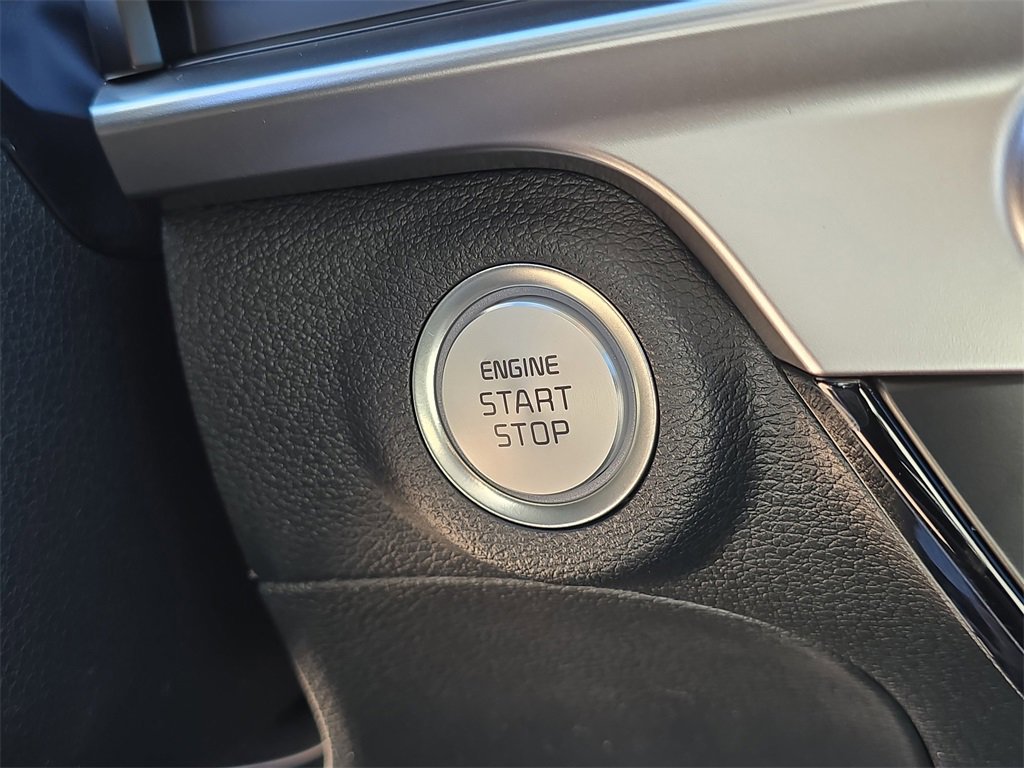 New 2025 Kia Telluride S image 32