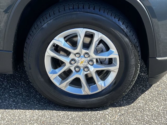 Used 2020 Chevrolet Traverse LT FWD image 8