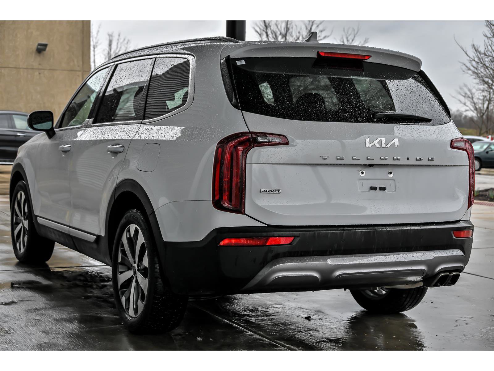 Used 2022 Kia Telluride S image 6
